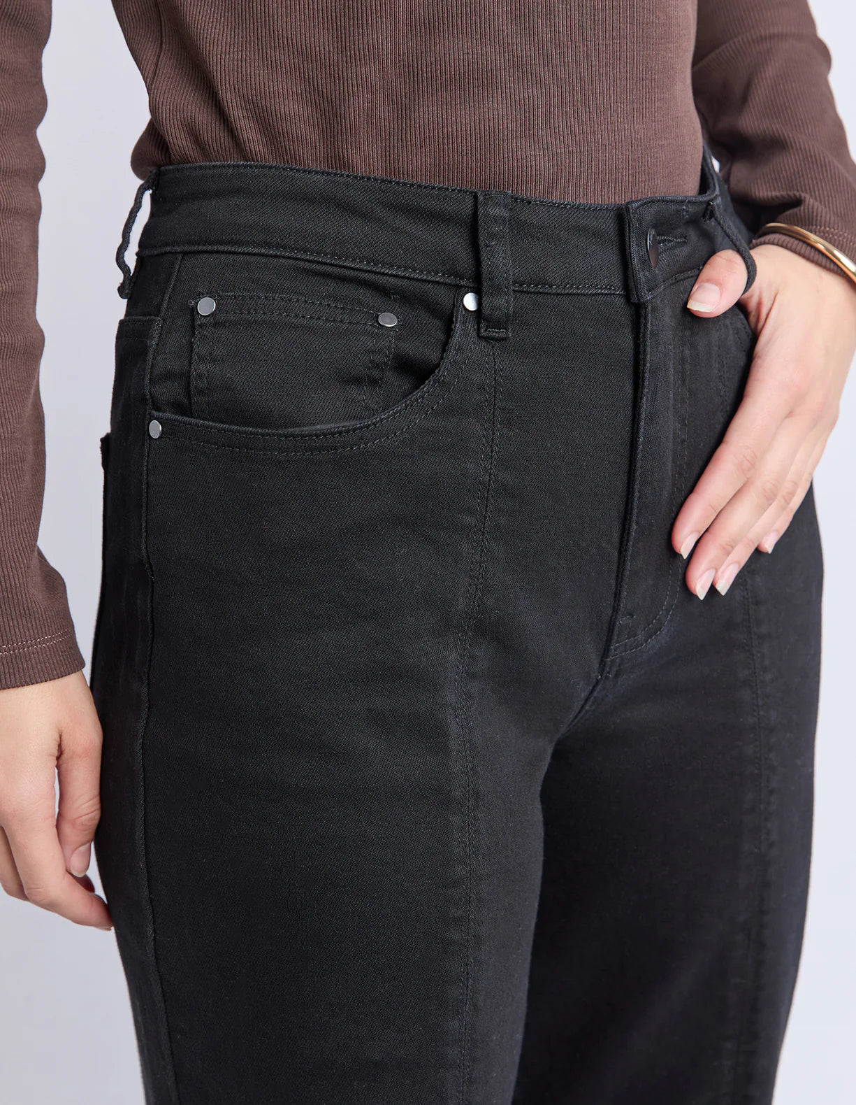 Ambrose Barrel Leg Jean
