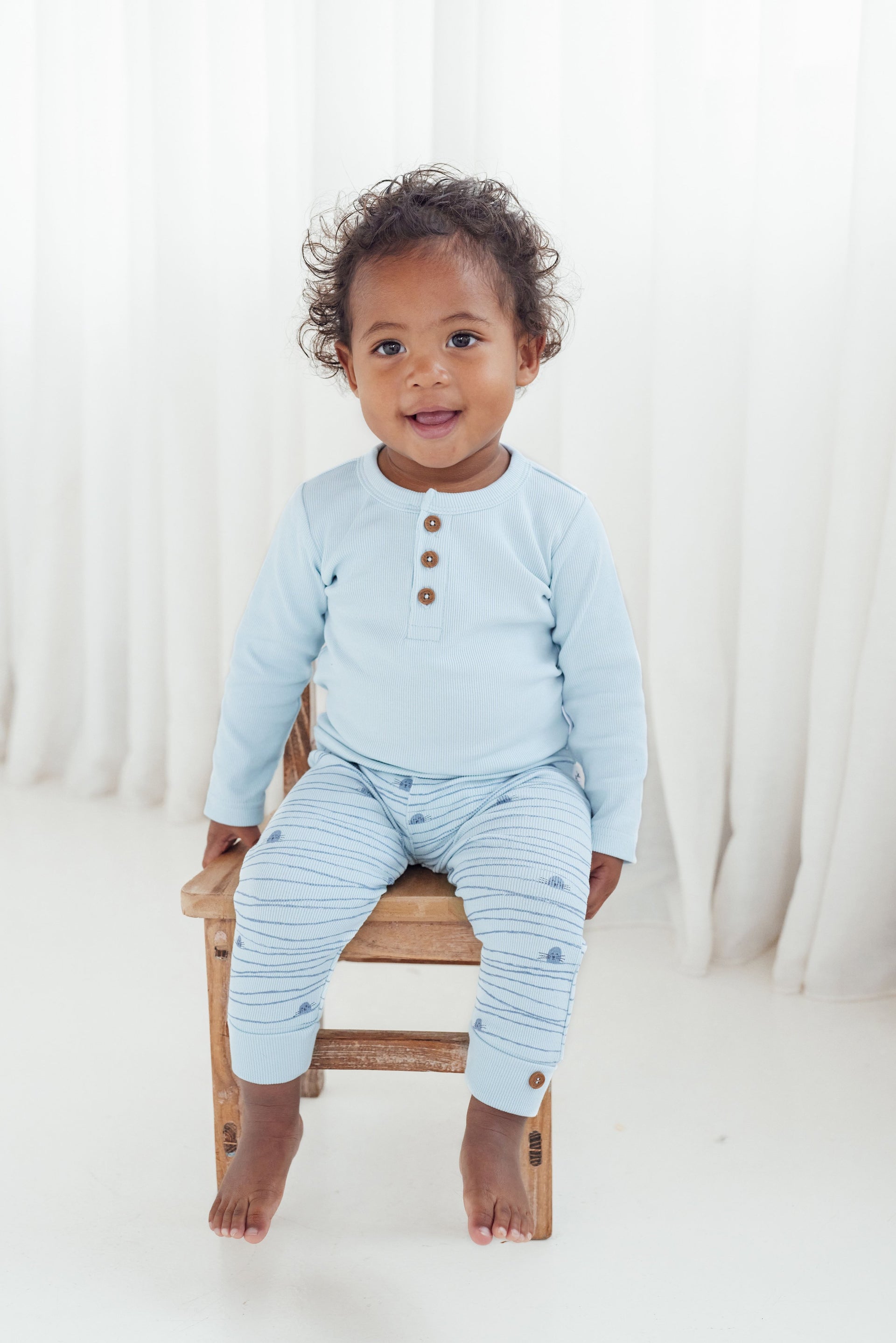 Stripe Seal Rib Legging