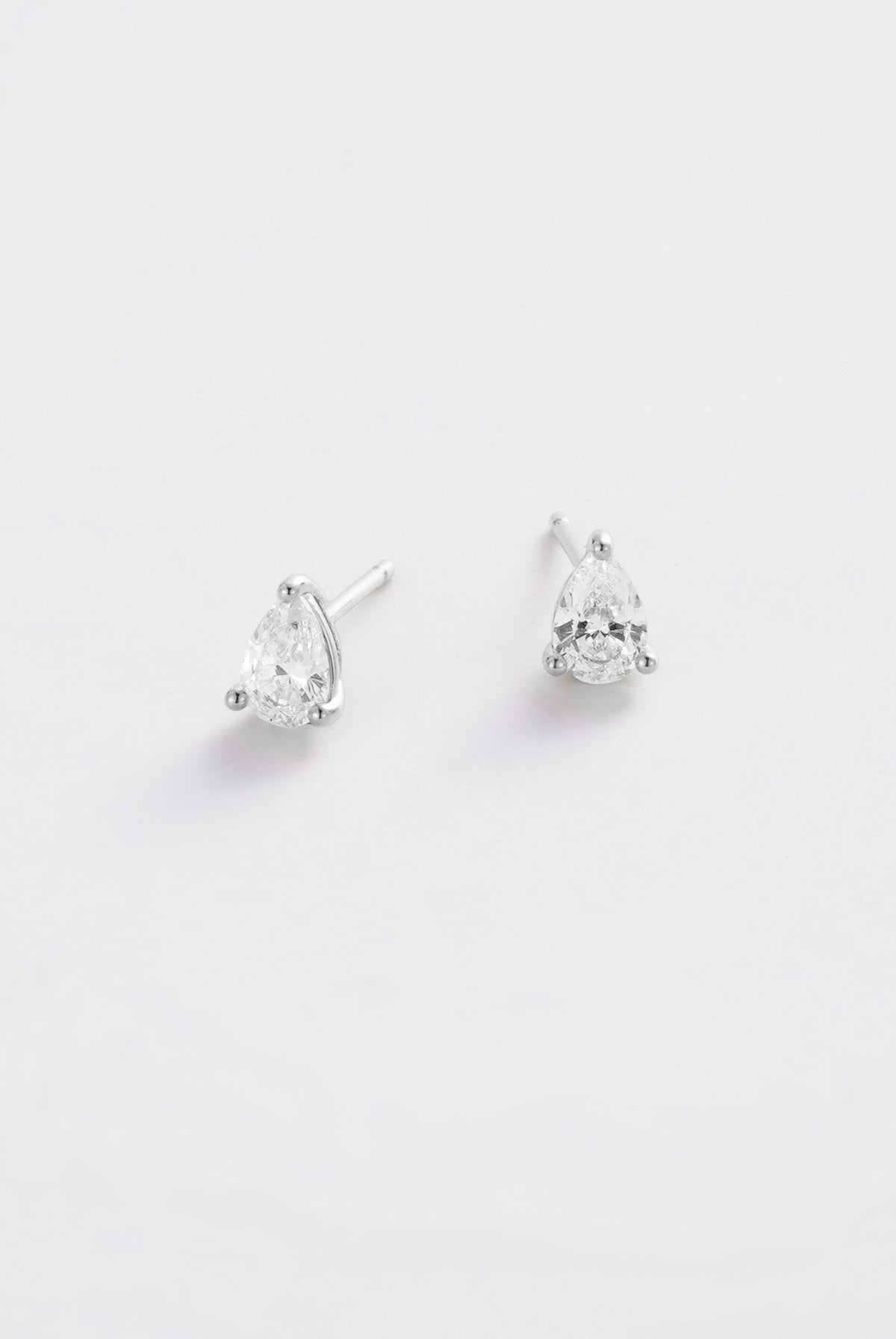 Esther Stud - Gold or Silver