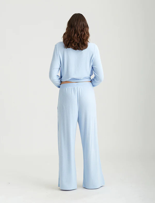 Feather Soft Wide Leg Pant