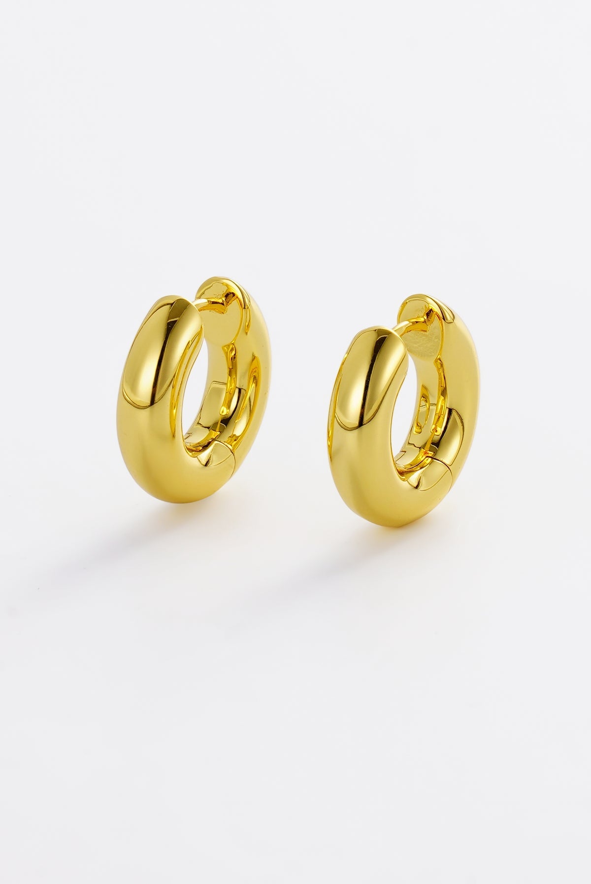 Lina Hoop Small - Gold or Silver