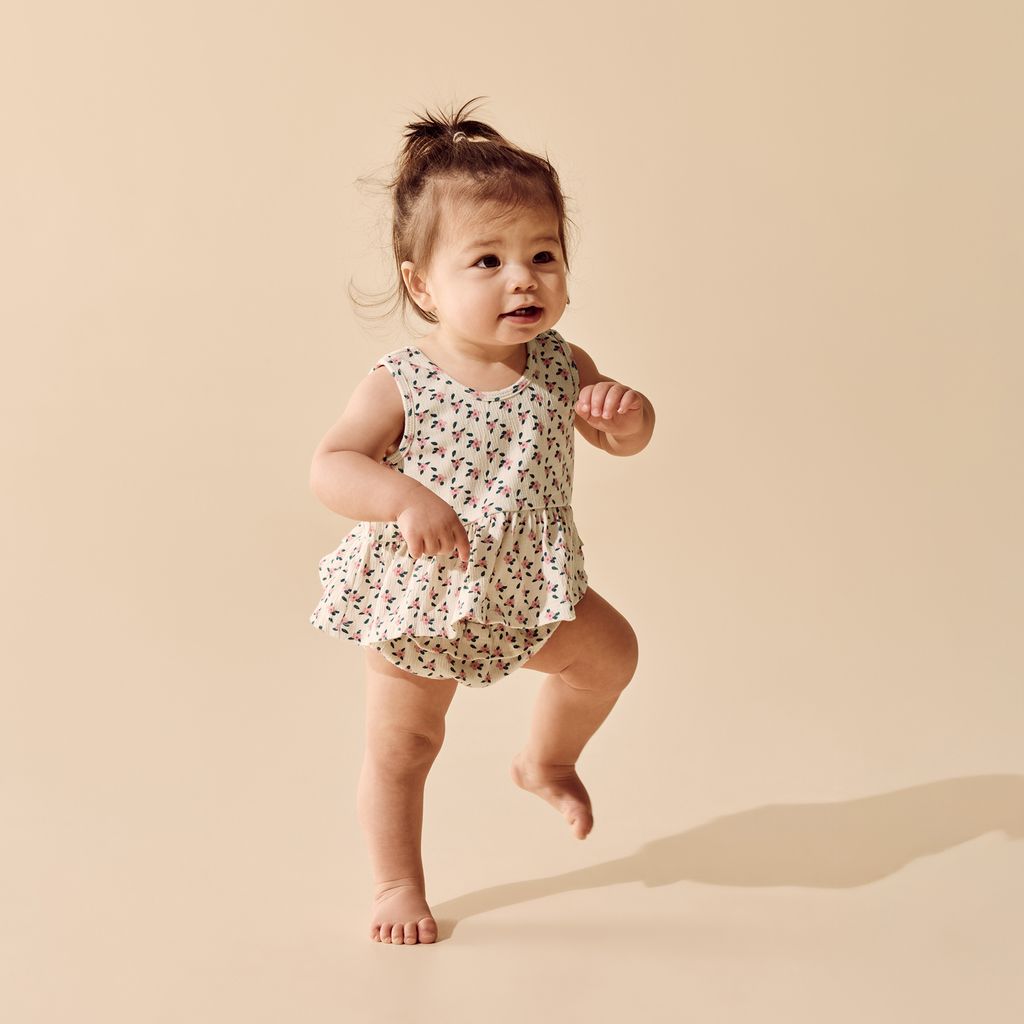 Crinkle Ruffle Set