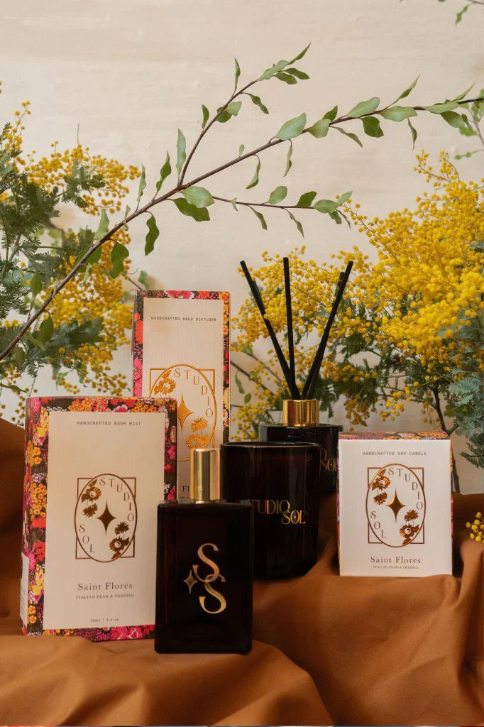 Saint Flores Candle - Italian Pear + Freesia