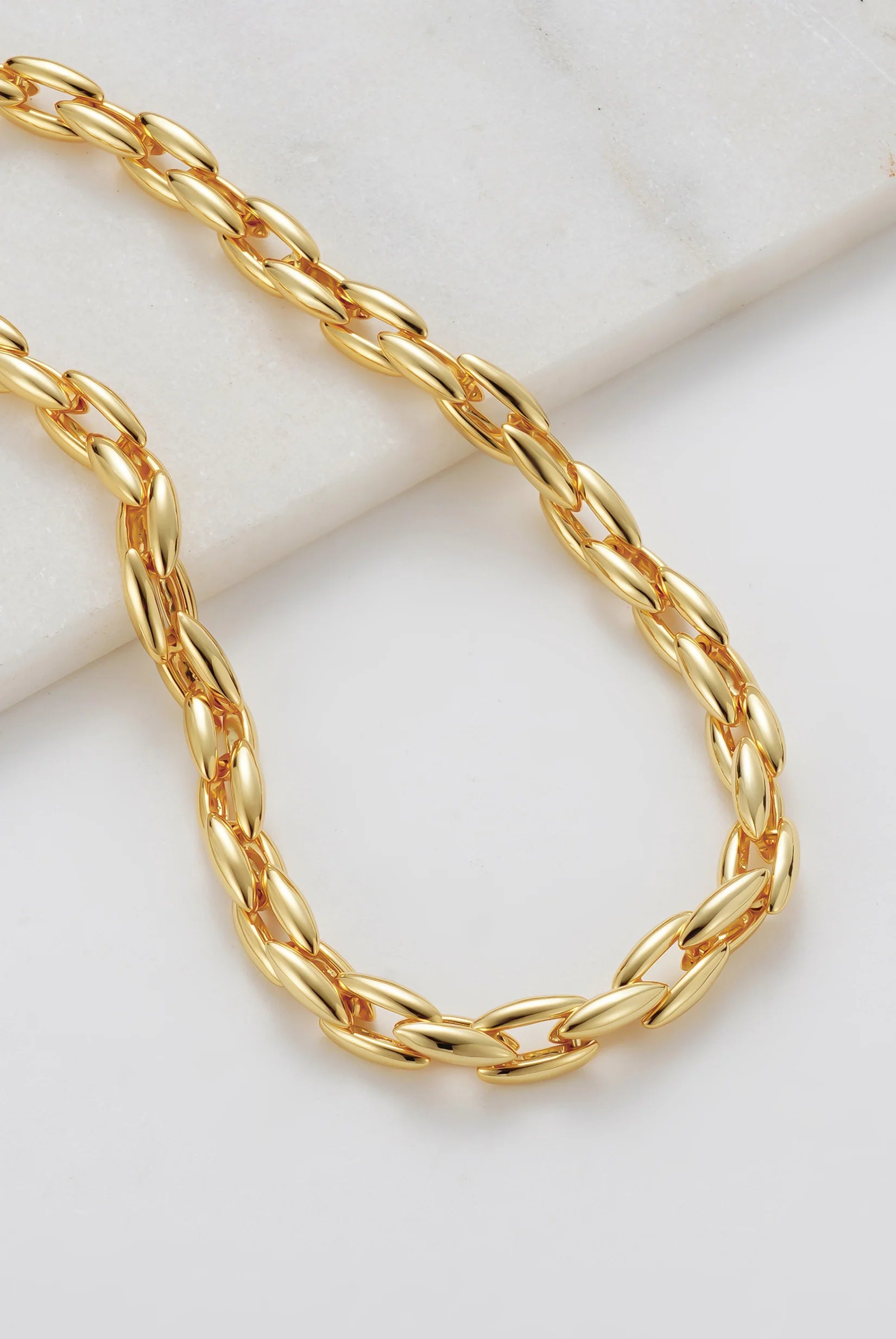 Sarah Fine Necklace