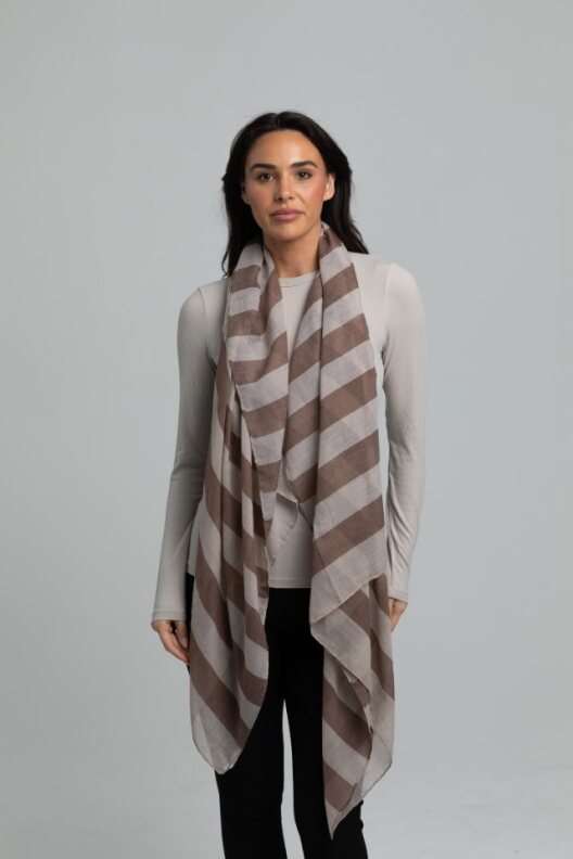 Lindsey Scarf