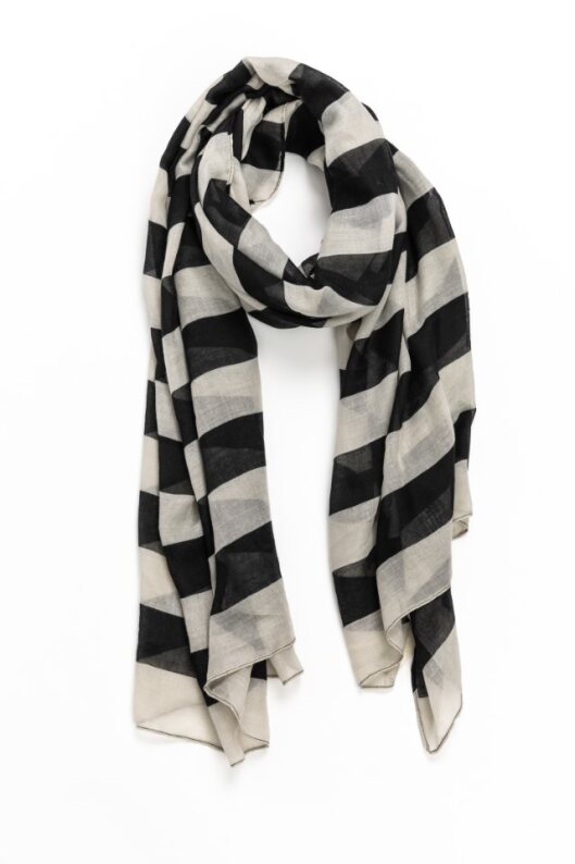 Lindsey Scarf
