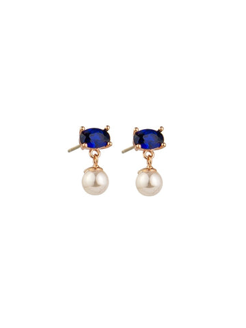 Ring of Pearl Studs