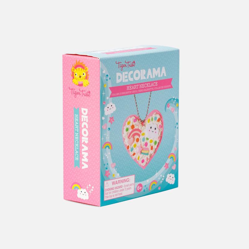 Decorama - Heart Necklace