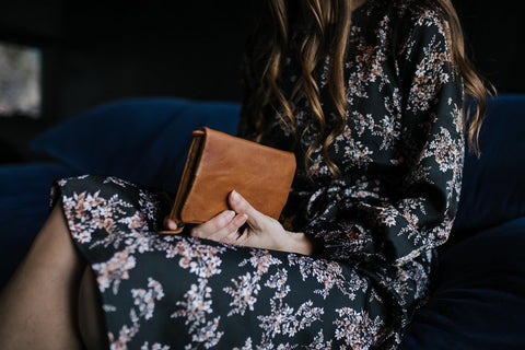 Paige Clutch w Wristlet